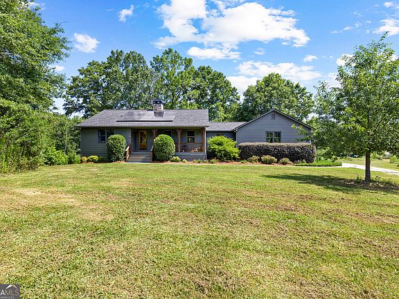 2nd image of 456 W McIntosh Rd