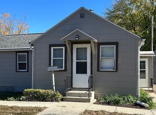 445 Allen Ave, Garner, IA 50438