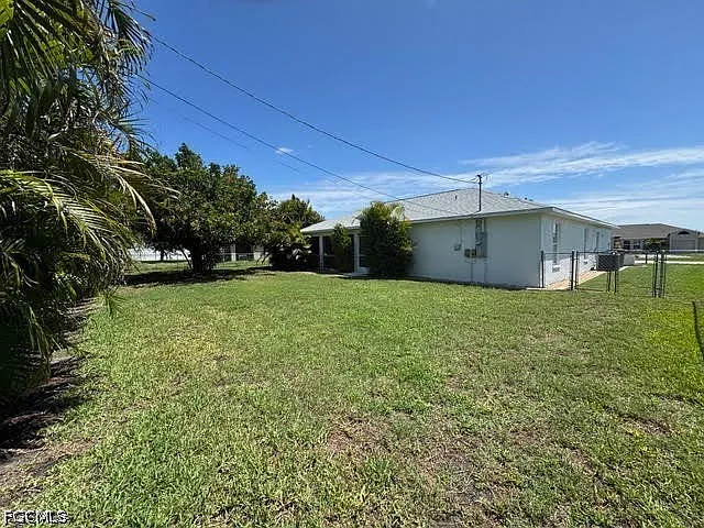 910 SW 3rd Ave — Photo 32