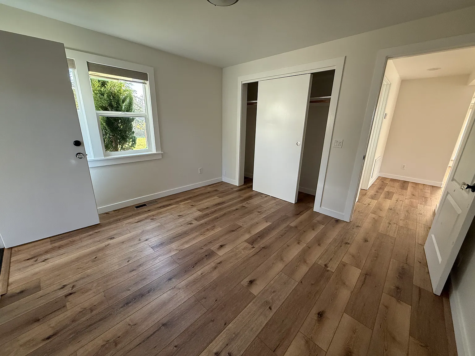 44471 Flores St — Photo 3