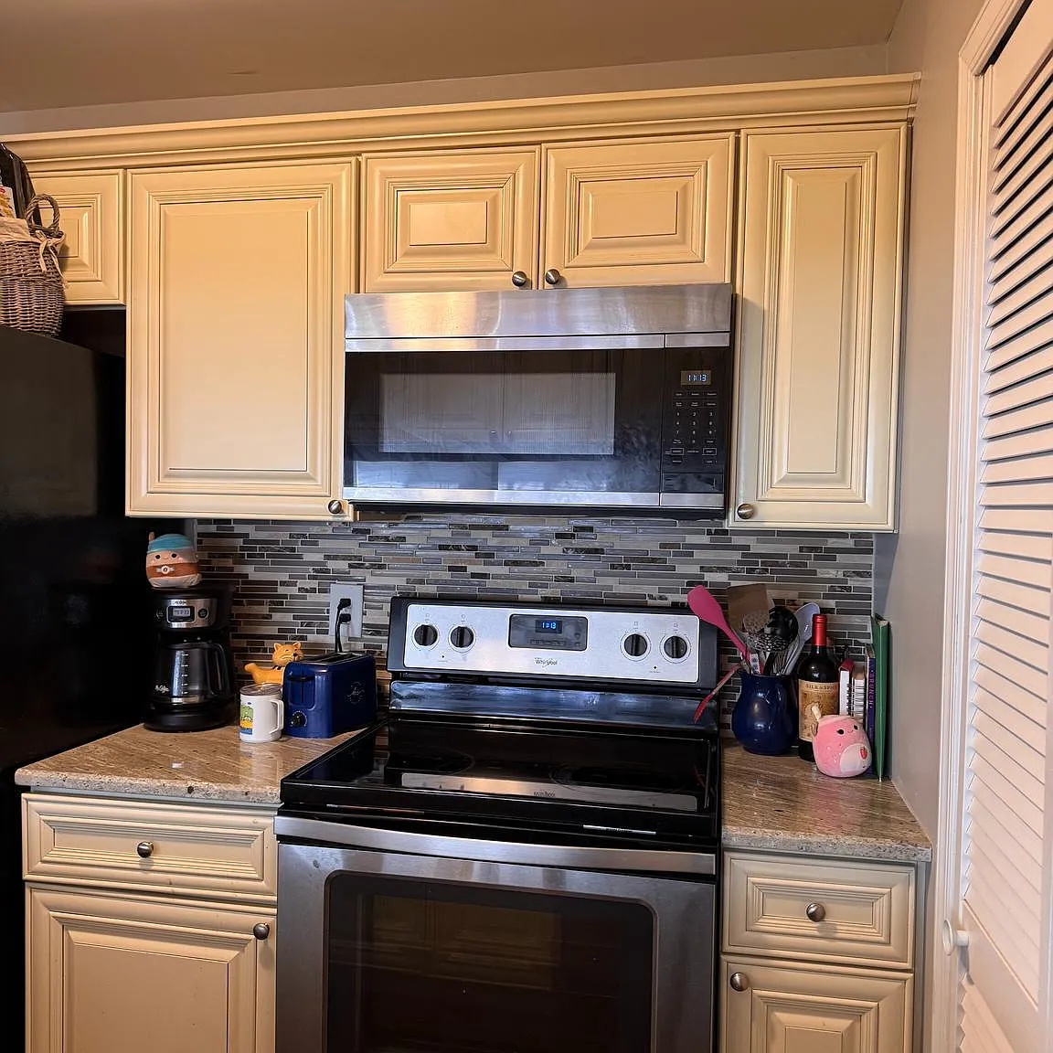 2 bed, 1032 sqft, $2,100 — Photo 4