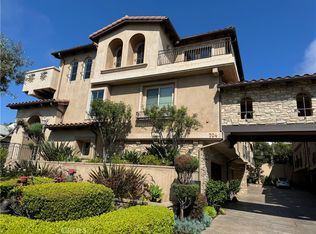 704 S Pacific Coast Hwy APT B, Redondo Beach, CA 90277