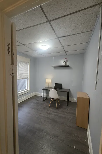 324 Riverside Ave — Photo 2