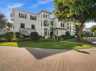 755 Bentwater Cir APT 104, Naples, FL 34108