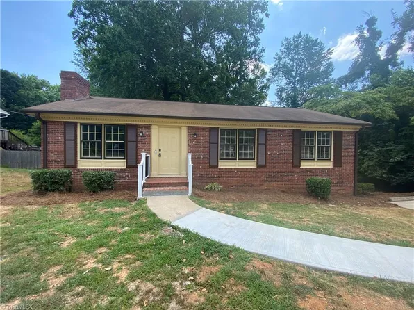 1 Hillside Dr, Lexington, NC 27295
