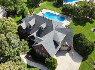 11707 Coquille Dr, Frankfort, IL 60423