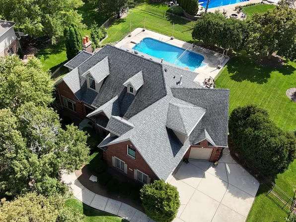 11707 Coquille Dr, Frankfort, IL 60423