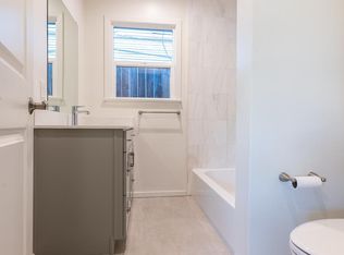 301 N Chevy Chase Dr #301, Glendale, CA 91206