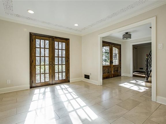 2nd image of 3408 Dartmouth Ave