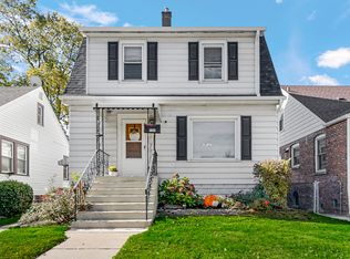 9308 S Utica Ave, Evergreen Park, IL 60805