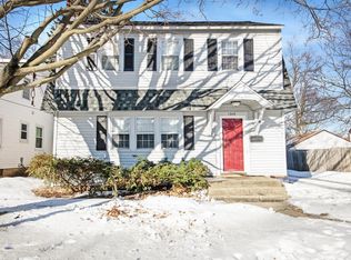 1649 Giddings Ave SE, Grand Rapids, MI 49507