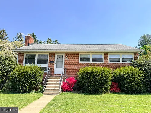 1307 Malbay Dr Photo 1