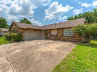 1001 W Lansing St, Broken Arrow, OK 74012