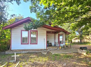 607 W Duval St, Troup, TX 75789