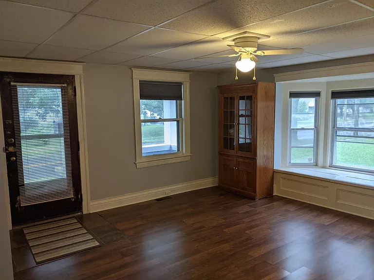 553 Britton Rd #LOWER — Photo 2