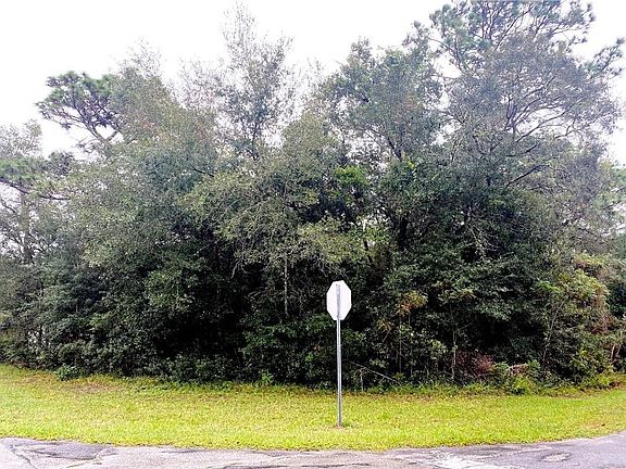 2nd image of 9184 N Golfview Dr