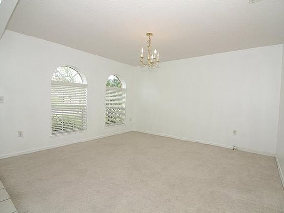 4th image of 4950 Preserve Blvd