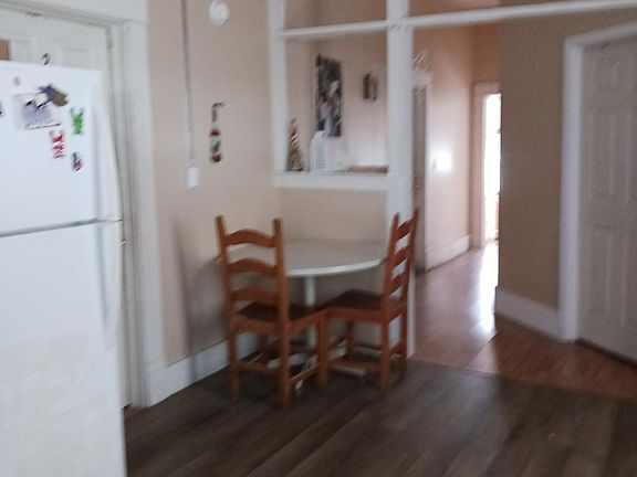 3rd image of 331 Belfort St #3