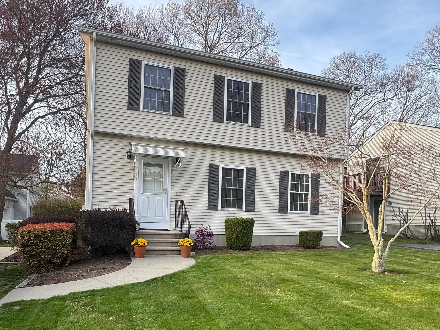 3 bed, 1560 sqft, $3,000 — Photo 1