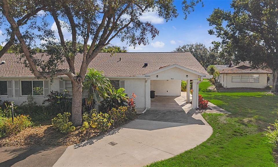 1st image of 1905 HANSON COURT #305