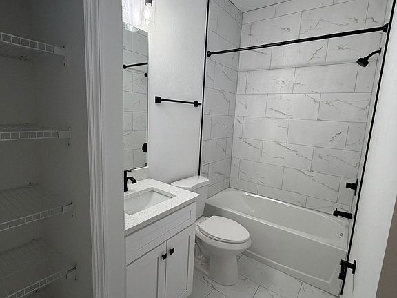 5th image of 1145 Edgerton Ave
