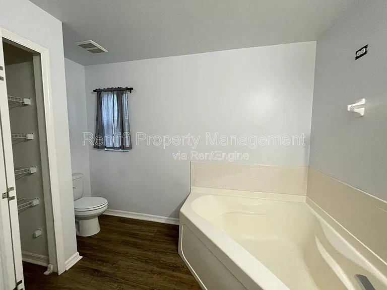11495 Forest Mere Dr — Photo 13