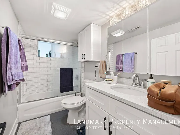 3521 N Western Ave #1 — Photo 15