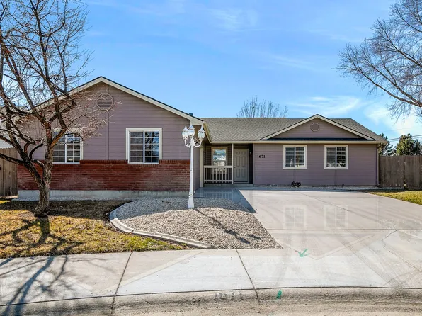1671 E Kamay Ct, Meridian, ID 83646