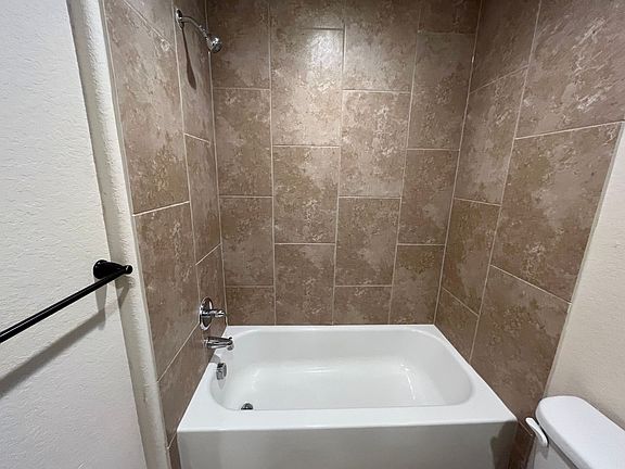 3rd image of 6411 Luglio Ln #101