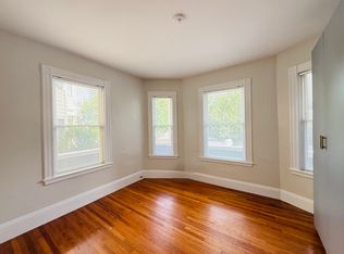 35 Kingston St #1, Somerville, MA 02144