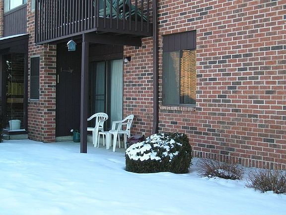 3rd image of 358 Park Hill Dr