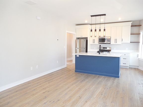 3rd image of 88 School St #B