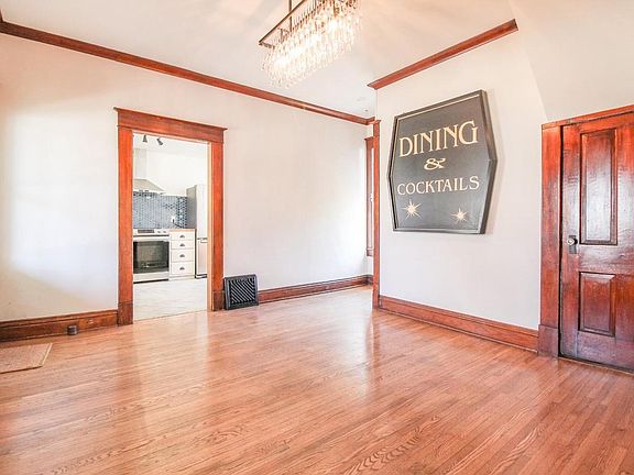 3rd image of 109 South HIGH Street