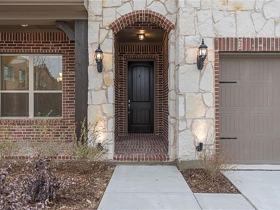 3rd image of 2514 Thayne Dr