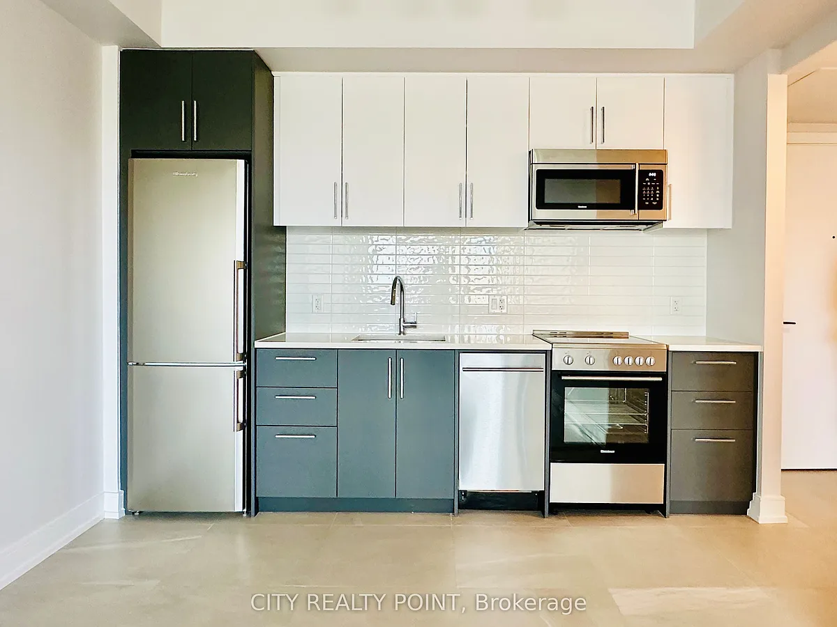 Building Photo - 2525 Bathurst St #1010