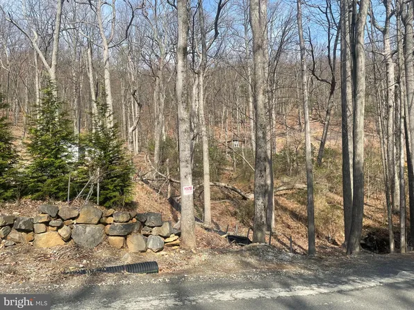 2606 Jackson Dr, Haymarket, VA 20169