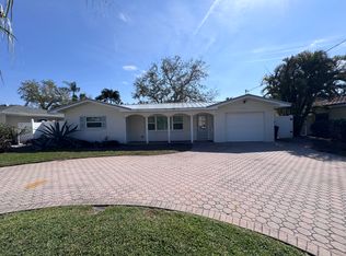 7818 Causeway Blvd N, Saint Petersburg, FL 33707