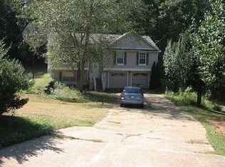 435 Lake Dylan Ct, Fairburn, GA 30213