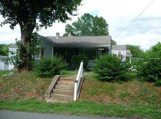 109 Collins Ave, Hillsborough, NC 27278