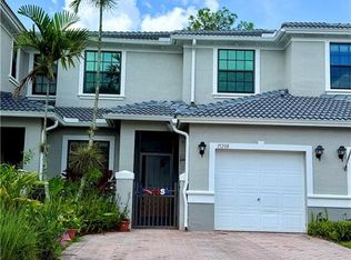 15208 Summit Place Cir #192, Naples, FL 34119