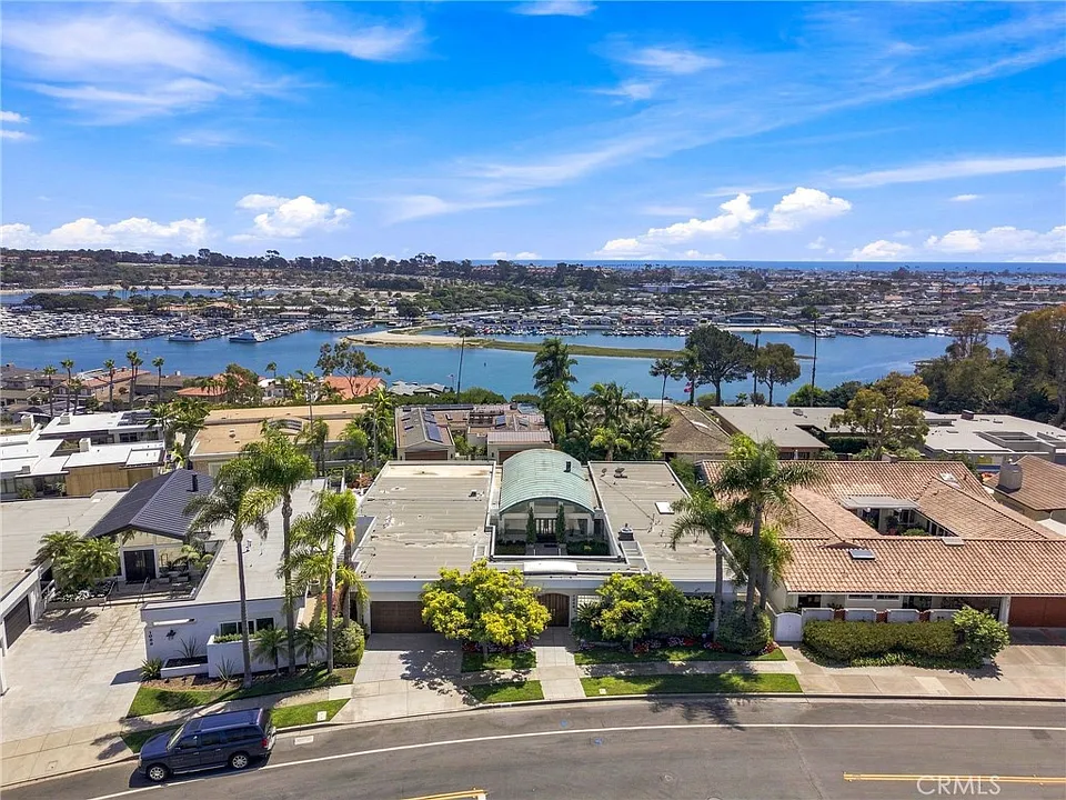 1026 Santiago Dr