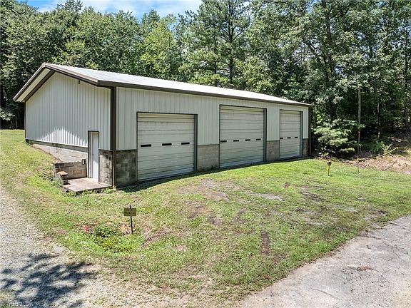 2nd image of 177 Kevin Dale Dr