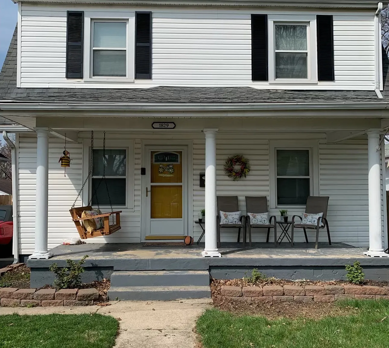 1829 King Ave — Photo 1