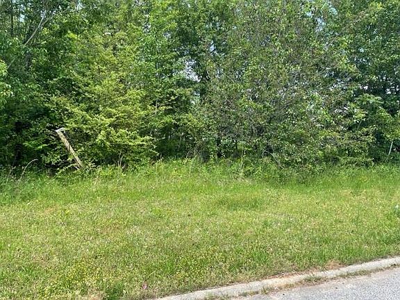 2nd image of 239 Wheatfield Drive