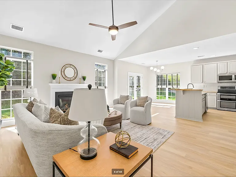 20307 Southshore Dr — Photo 16
