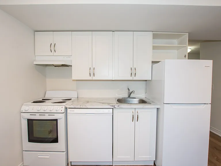36 Viger Dr #B — Photo 6