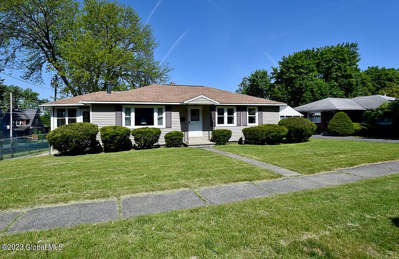 2nd image of 869 8th Avenue
