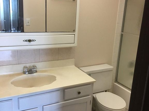 4th image of 375 Plum Creek Dr APT 512