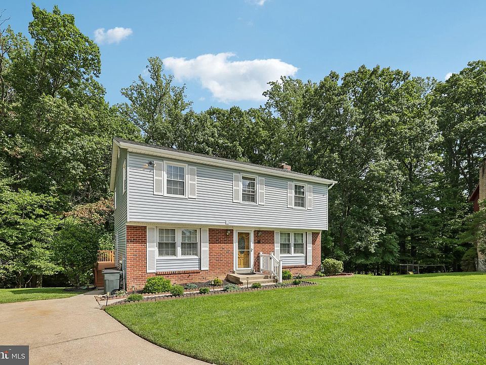1st image of 6 Edge Springs Ct