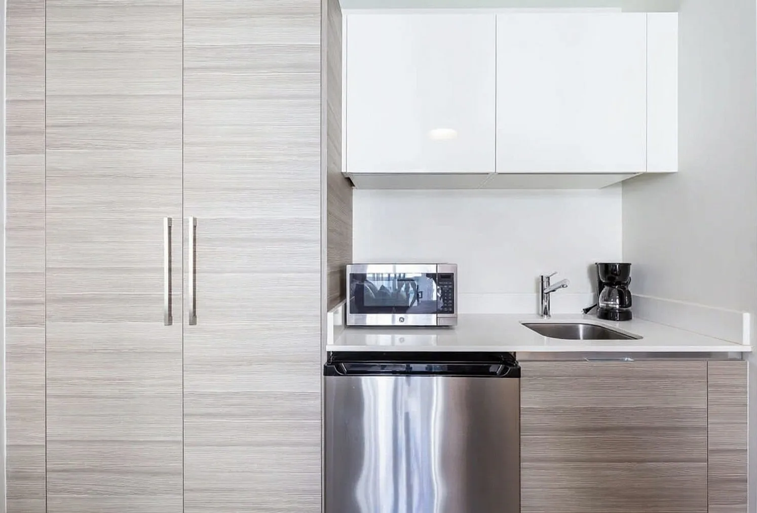 Studio, 1.0 bath, 398 sqft, $2,798 — Photo 3